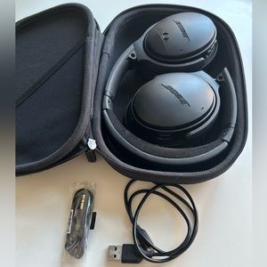 Bose Noise Canceling QuietComfort headphones black